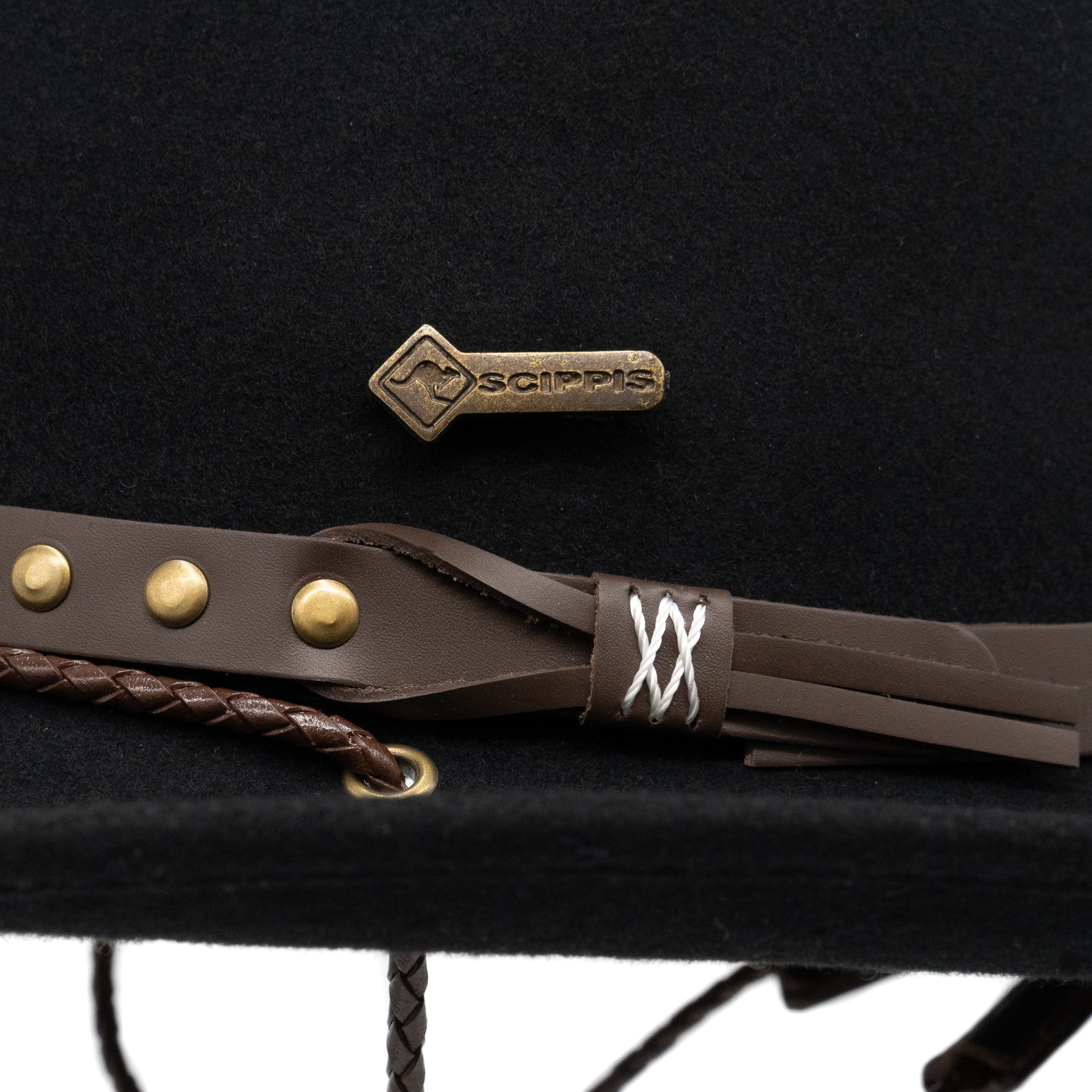 Emerald Riding Model